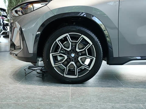 2025�� sDrive25Li X�����װ