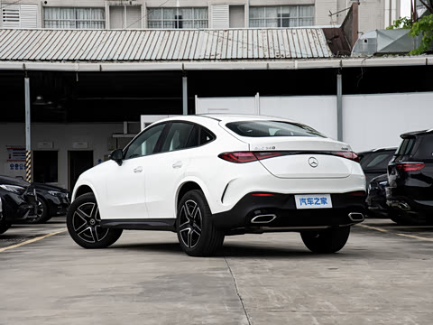 2026�� �Ŀ� GLC 260 4MATIC ����SUV