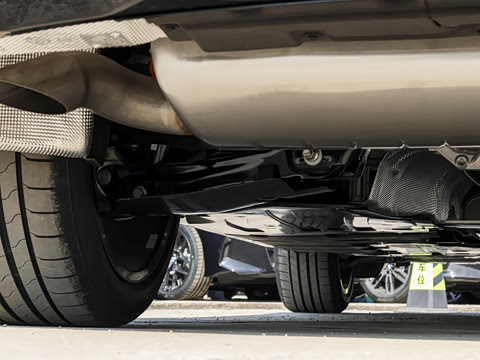 2026�� xDrive30L ������ M�˶���ҹ��װ