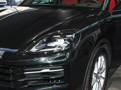 2026�� Cayenne Coup�� 3.0T