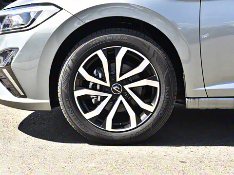 2025�� 1.4T �����ϰ�