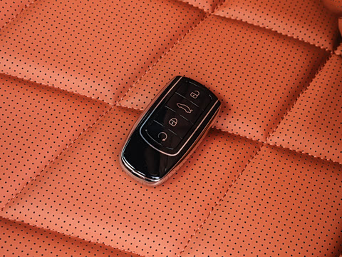 2027�� 2.0T ˫�������������