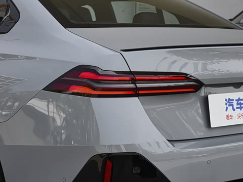 2026�� 530i ������ M�˶���װ