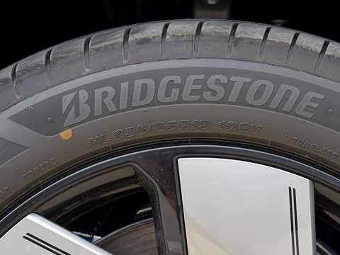 2026�� ���� 650 UltraSE