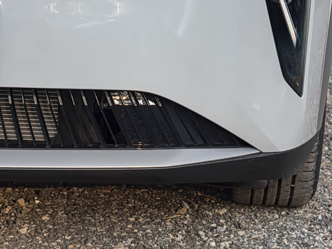 2025�� Plus 610 ������