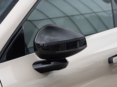 2026�� ������������Plus