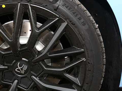 2025�� EV 701KM�����״�������