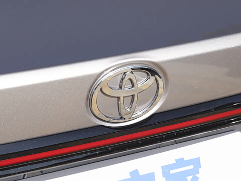 2026�� 1.8L ˫�� ��Ӣ��