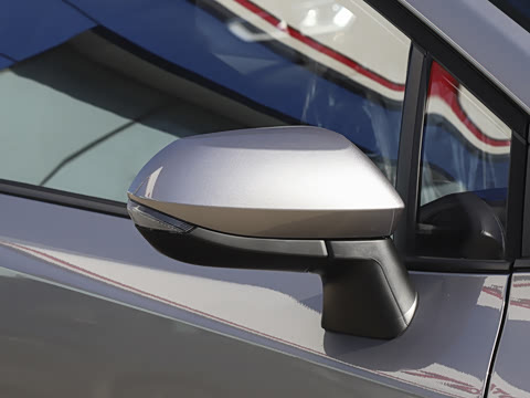 2026�� 1.8L ˫�� ��Ӣ��