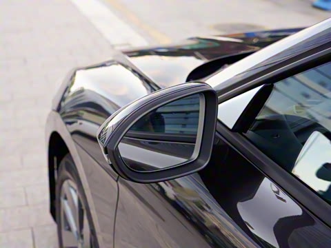 2026�� ���L 300TSI ��а�