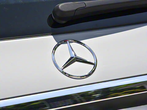 2025�� GLS 450 4MATIC ������