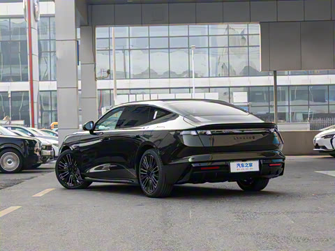 2025�� 240����Ultra�˶��� H7