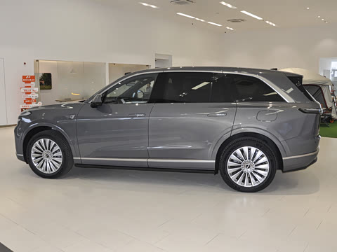 2025�� Ultra ������