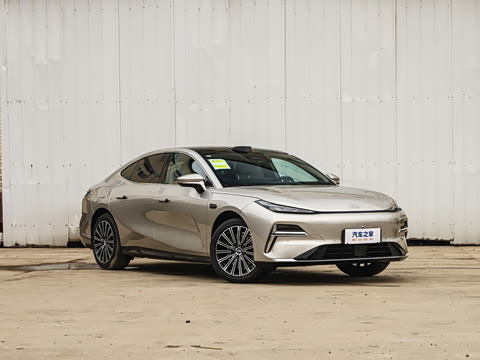 2026�� 225km EM-i Զ�����ǺӰ�