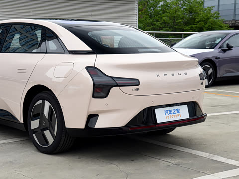 2026�� 610 �������� Max