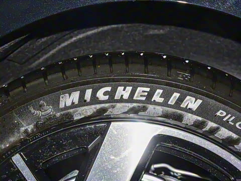 2026�� ���� 725 Max �콢��