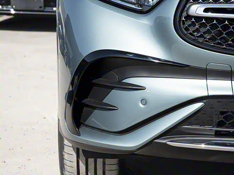 2026�� GLC 300 L 4MATIC ������ 5��