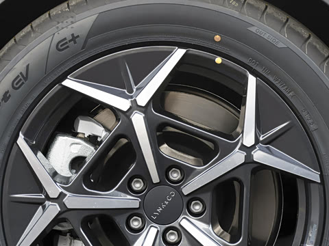 2025�� 240����Ultra H5