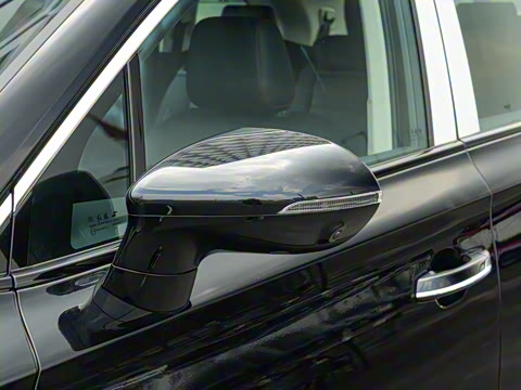 2025�� 2.0T PHEV ����200��������� 7��