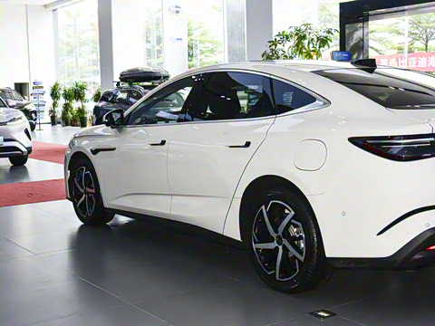 2026�� DM-i 1.5T 230km �콢��