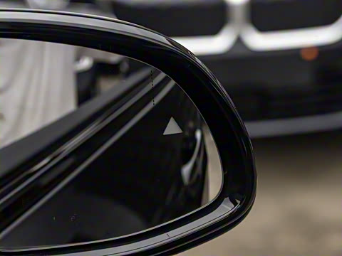 2025�� xDrive 40Li ������M�˶���ҹ��װ