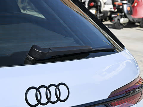 2025��  RS 6 4.0T Avant performance