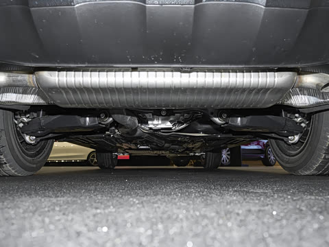 2026�� GLC 260 L 4MATIC ������