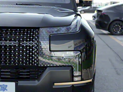 2025�� ������