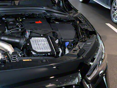 2025�� AMG GLA 35 4MATIC