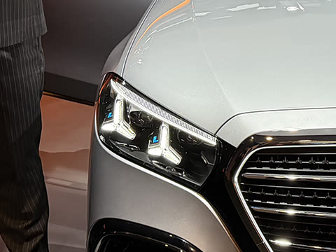 2027�� ������