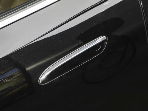 2026�� �Ŀ� E 260 L