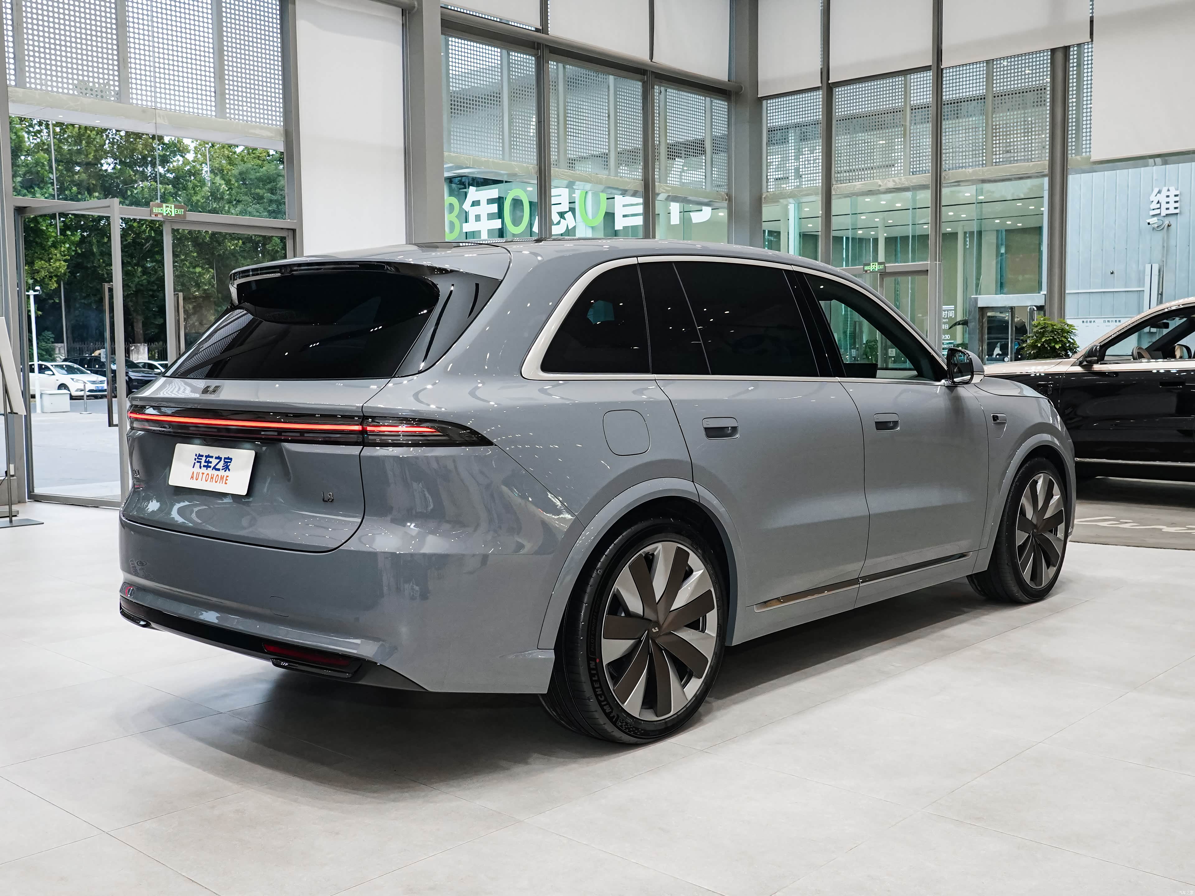 Li Auto L8, миниатюра 7