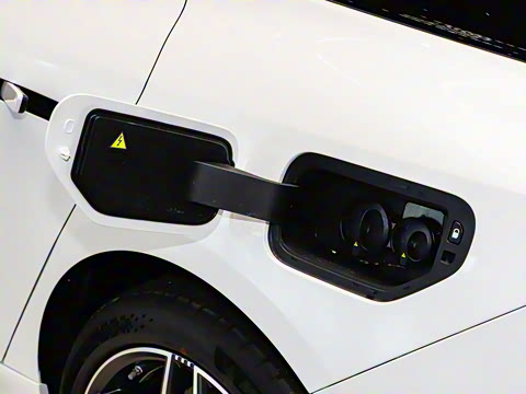 2025�� 710 Max��