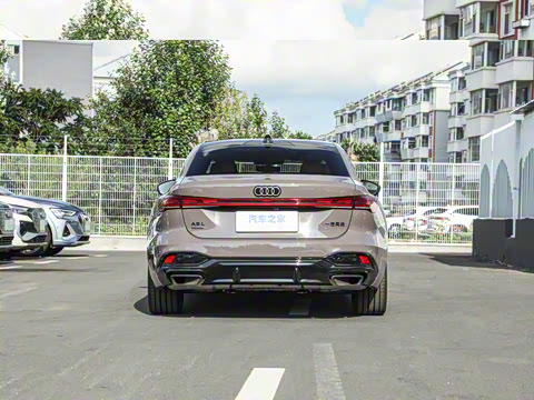 2026�� 2.0T �˶��� quattro