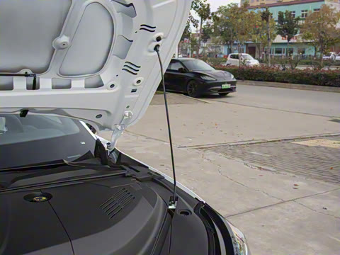 2025�� �Ŀ� 560PRO 185kW