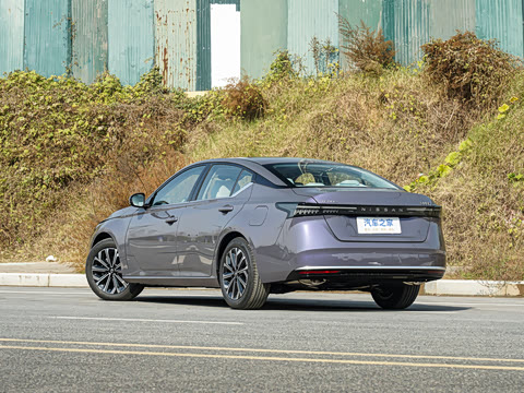 2026�� �������� 2.0L �����ʰ�