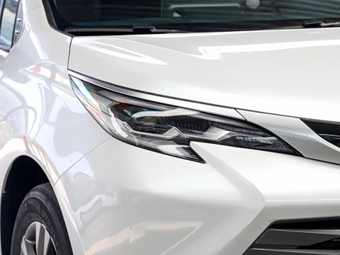 2027�� 2.5L ˫������������