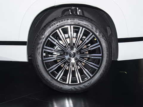 2027�� 2.0T ˫�������������