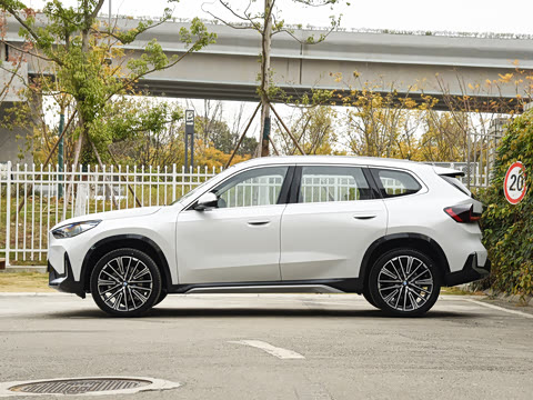 2026�� xDrive25Li X�����װ