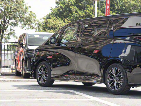 2025�� �ʹ� ˫�� 2.5L ī���