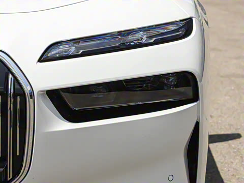 2023�� 740Li ������ ������װ