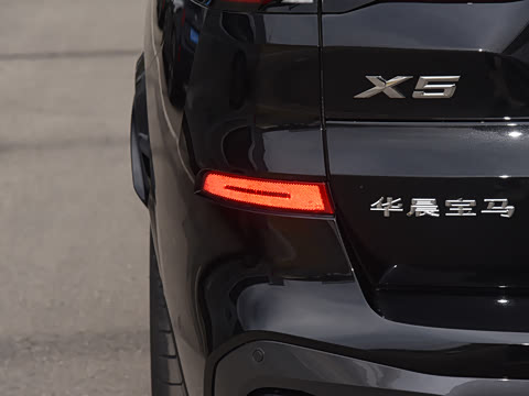 2026�� �Ŀ� xDrive 40Li ������M�˶���ҹ��װ