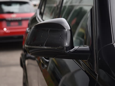 2026�� �Ŀ� xDrive 40Li ������M�˶���ҹ��װ