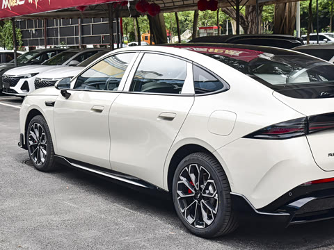2026�� 655 MAX��