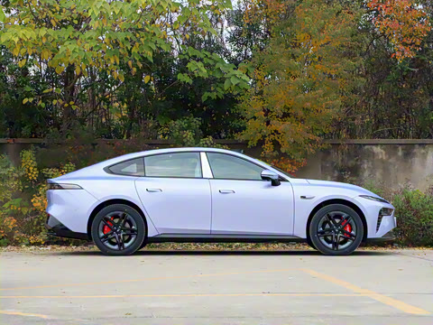 2026 007+  650 Ultra+״