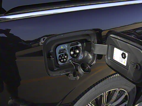 2025�� EV ����׿Խ������