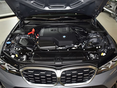 2026�� 325Li M�˶���װ
