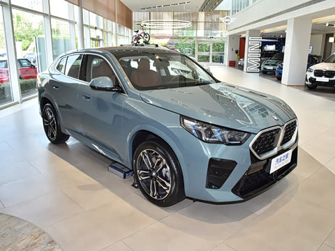 2025�� sDrive25i M�˶���װ