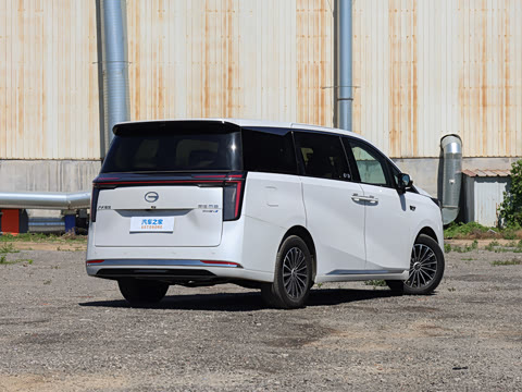 2026�� PHEV L ���� Ultra