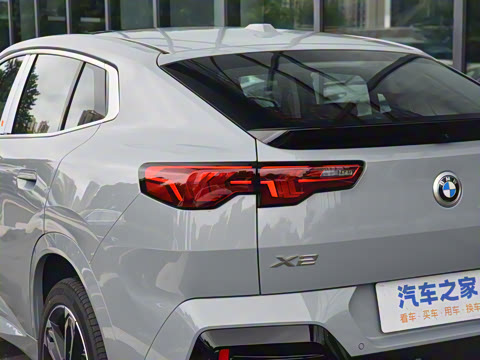 2025�� sDrive25i M�˶���װ